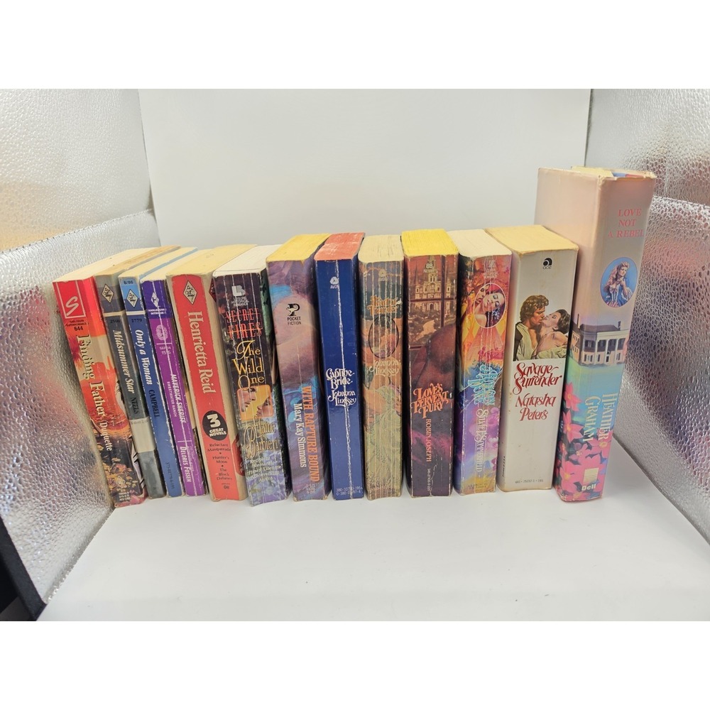Lot Of 13 Vintage Romance Harlequinn Johanna Lindsey Sylvie Sommerfield